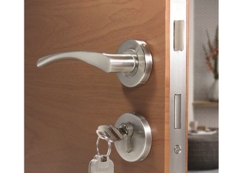 Cerradura Combo Con Manija Multipunto 60mm MEATON